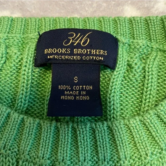 Women’s Brooks Brothers cable-knit sweater size small minor stain - Picture 5 of 5